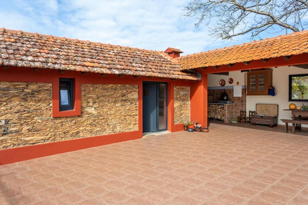 Вилла Casa Dos Mortagua Fermela Экстерьер фото