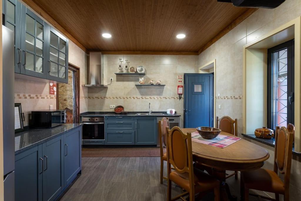 Вилла Casa Dos Mortagua Fermela Экстерьер фото